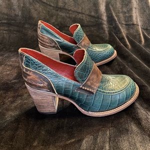 Freebird Bellevue in Green Croco